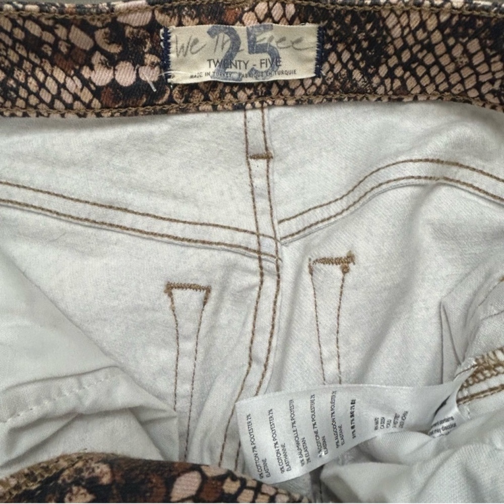 We The Free Free People Two Faced Snakeskin Pants Women's Size 25 - Picture 3 of 8